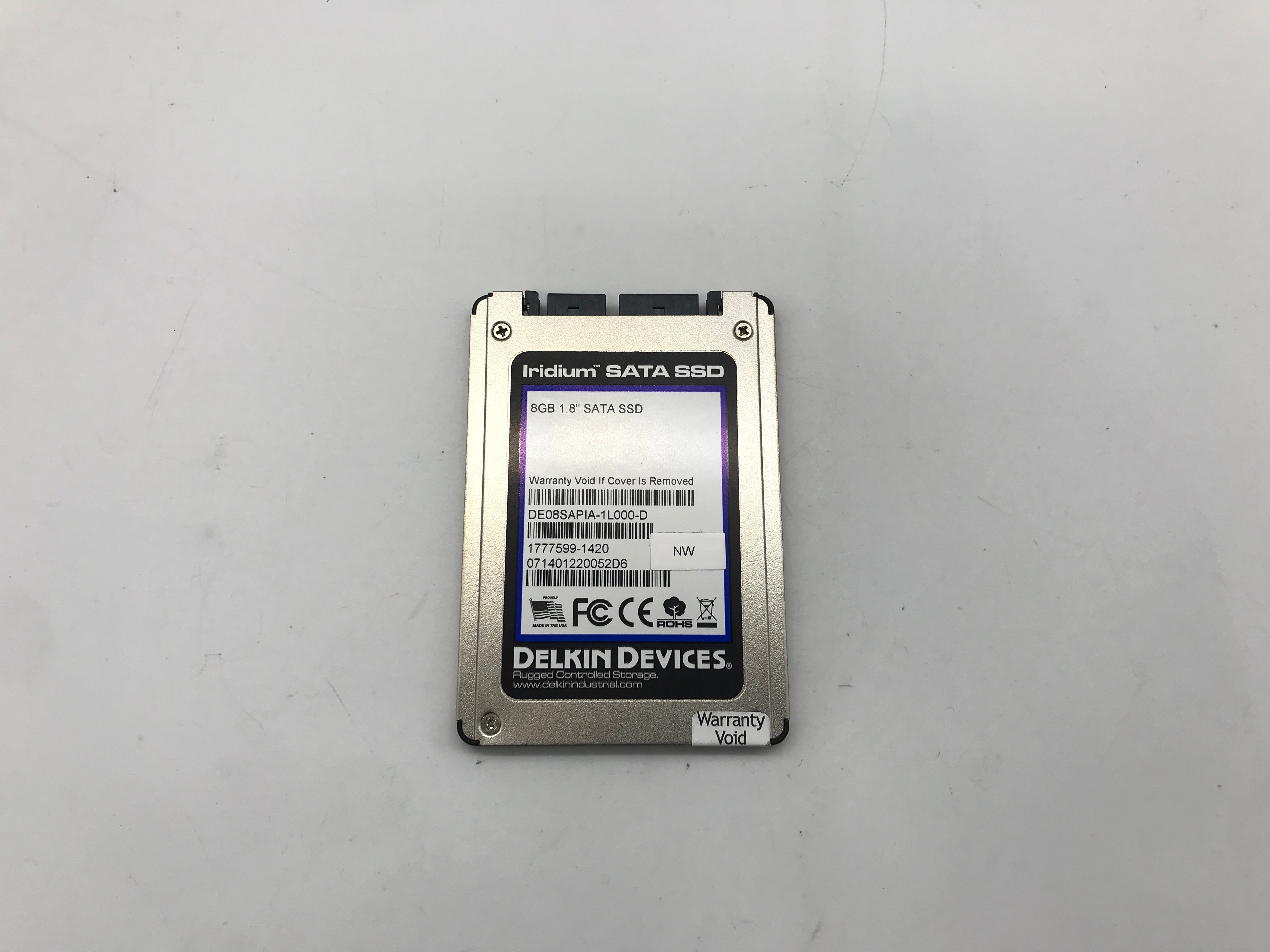 Iridium 8GB 1.8" Sata SSD DE08SAPIA-1L000-D