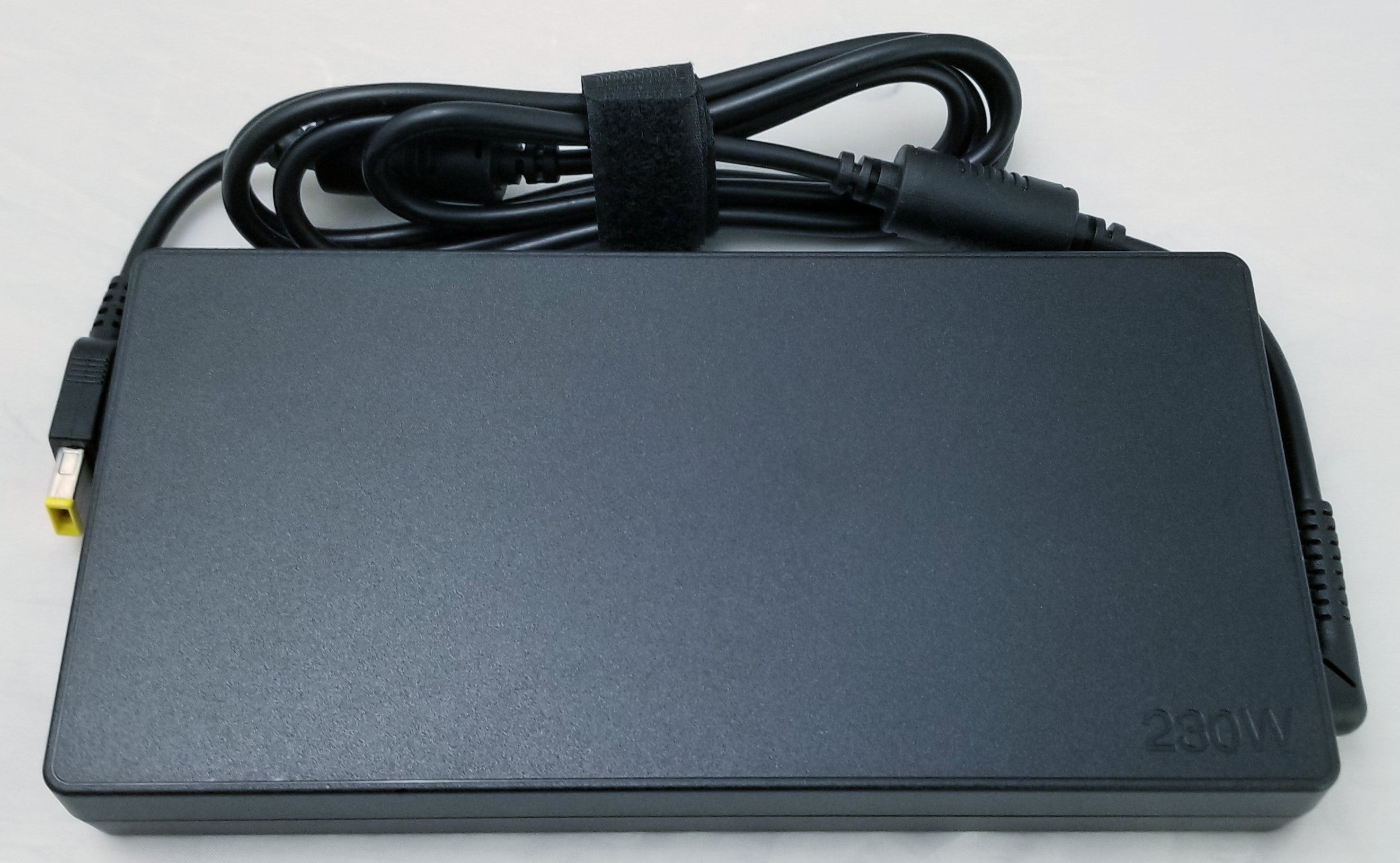 Genuine Lenovo AC/DC Adapter 230W for Lenovo ThinkCentre 11.5A 20V ADL230NLC