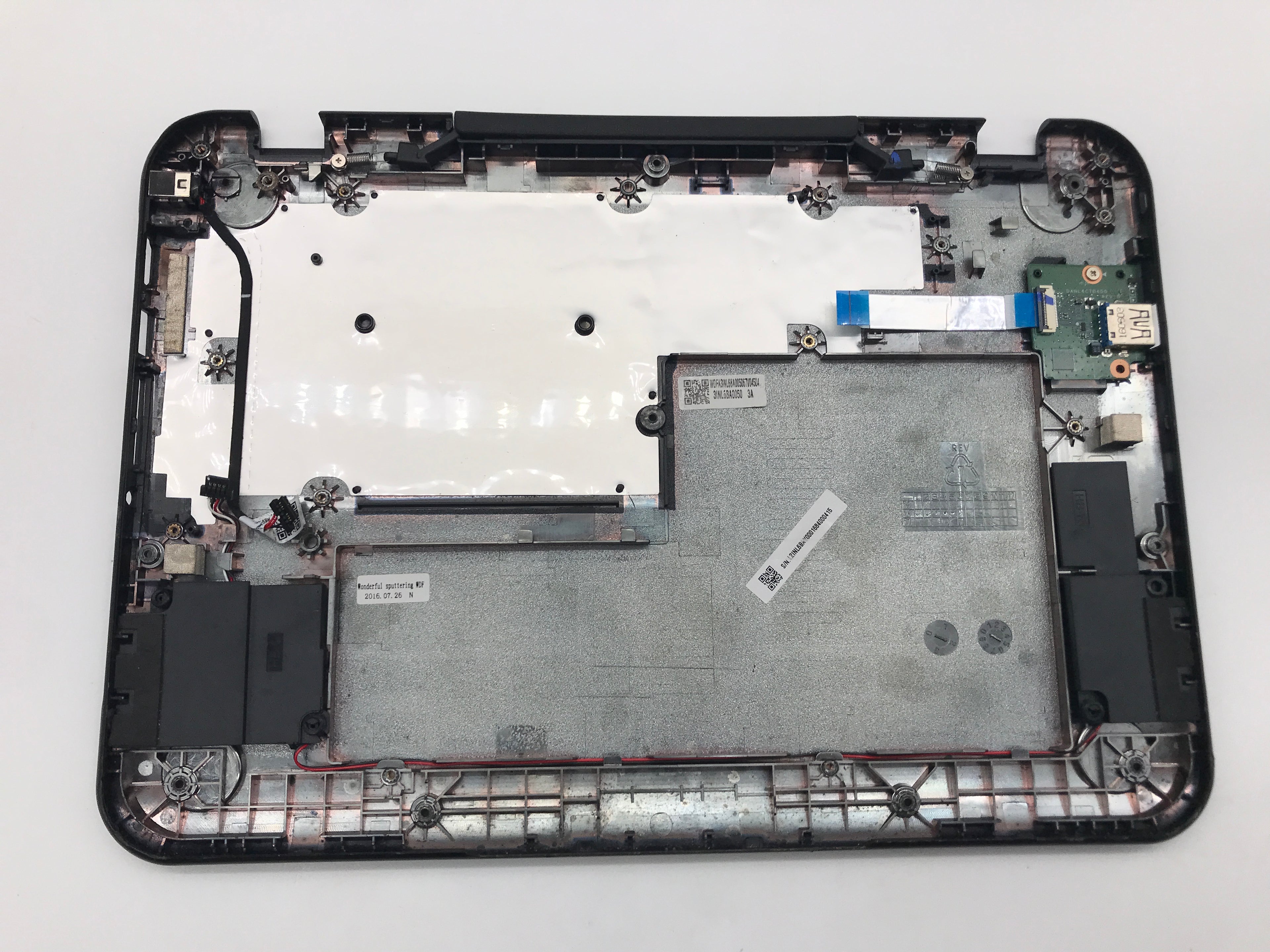 Lenovo Chromebook N22 Bottom Cover 3INL8BA0050